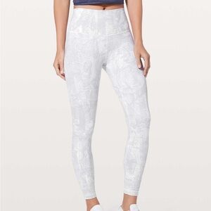 Lululemon speed up tight luxtreme